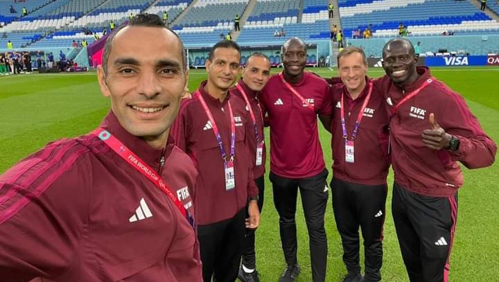 الفيفا تكشف عن حكام مبارتي الدور النصف نهائي من مونديال قطر
